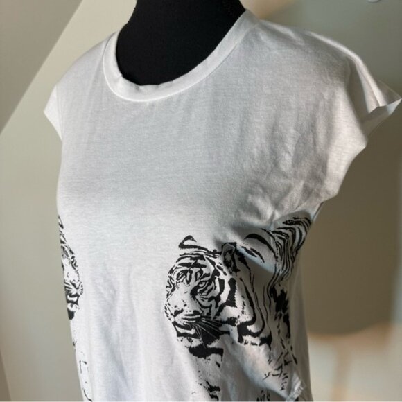 SIGNORELLI New With Tags Tiger Tee Tank Sleeveless T Shirt White Black Tattoo - Picture 3 of 13